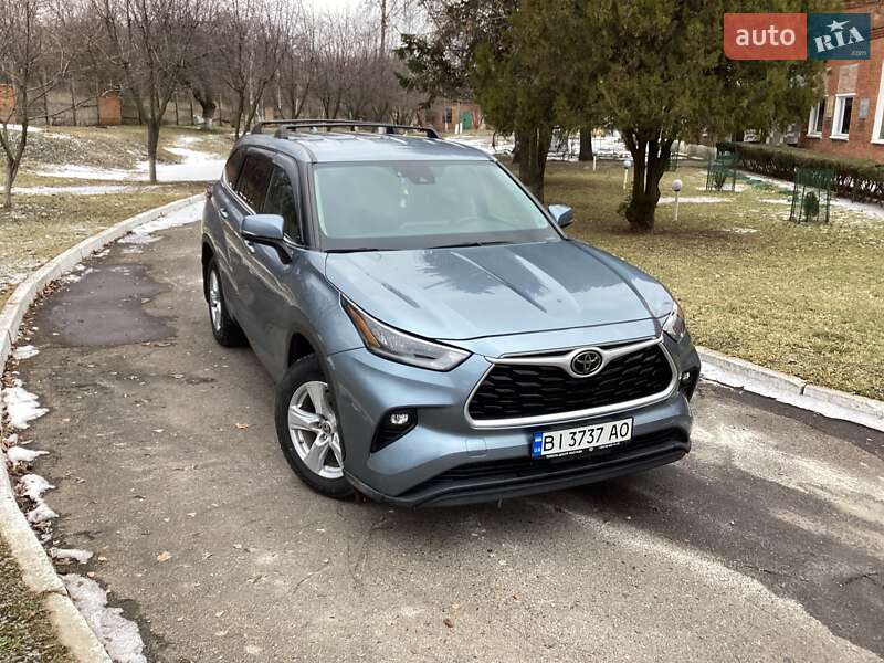 Позашляховик / Кросовер Toyota Highlander 2020 в Шишаках