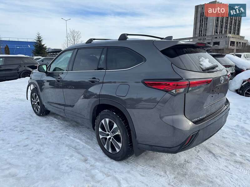 Позашляховик / Кросовер Toyota Highlander 2020 в Львові