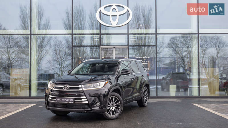 Внедорожник / Кроссовер Toyota Highlander 2019 в Днепре