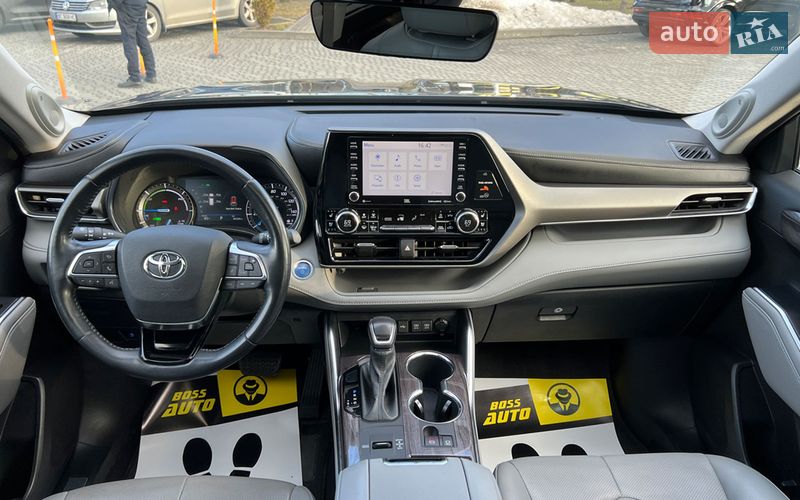 Внедорожник / Кроссовер Toyota Highlander 2020 в Львове