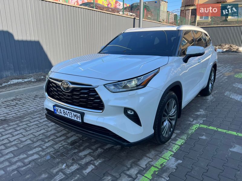 Внедорожник / Кроссовер Toyota Highlander 2020 в Киеве