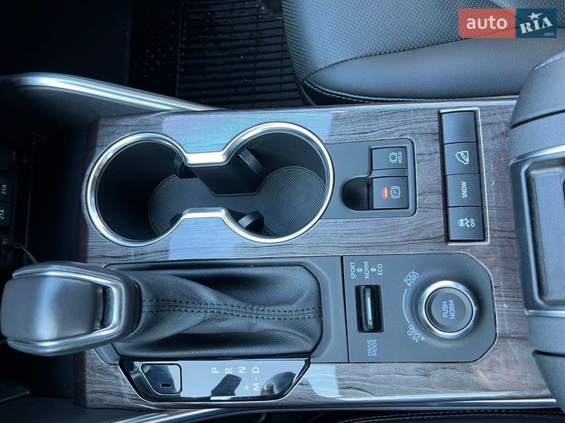 Внедорожник / Кроссовер Toyota Highlander 2020 в Киеве