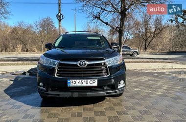 Внедорожник / Кроссовер Toyota Highlander 2014 в Хмельницком