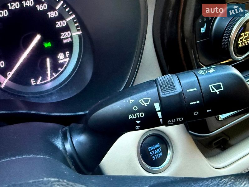 Позашляховик / Кросовер Toyota Highlander 2020 в Хмельницькому