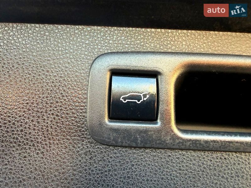 Позашляховик / Кросовер Toyota Highlander 2020 в Хмельницькому