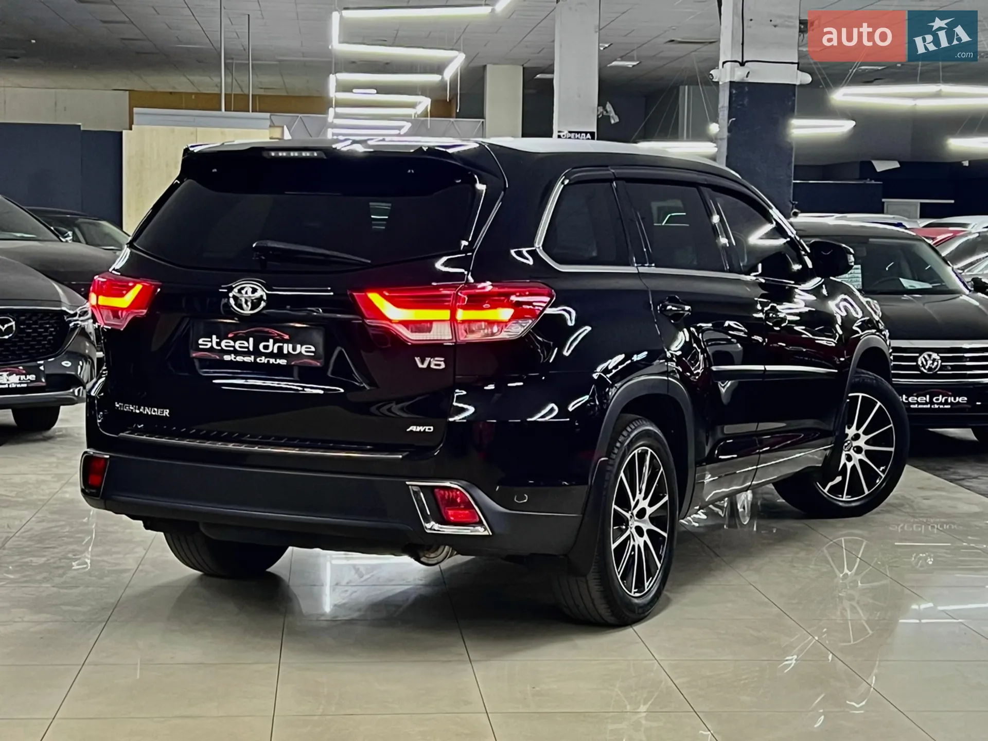 2017 Toyota Highlander - мініатюра 5