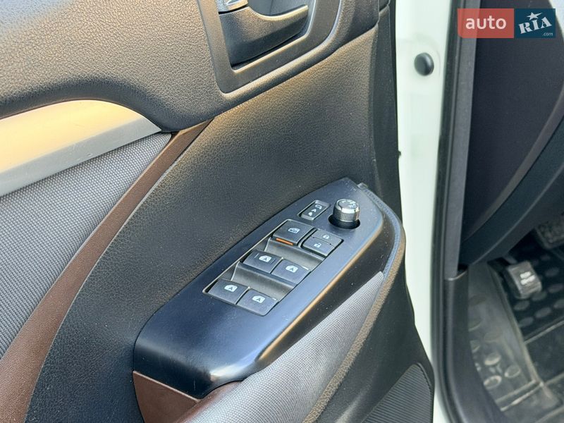 Внедорожник / Кроссовер Toyota Highlander 2014 в Одессе