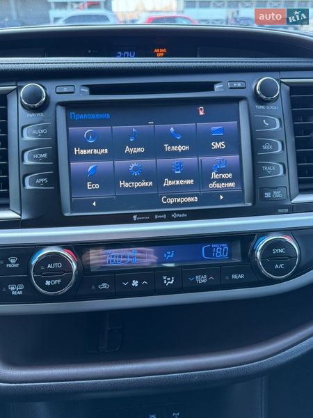 Внедорожник / Кроссовер Toyota Highlander 2016 в Киеве