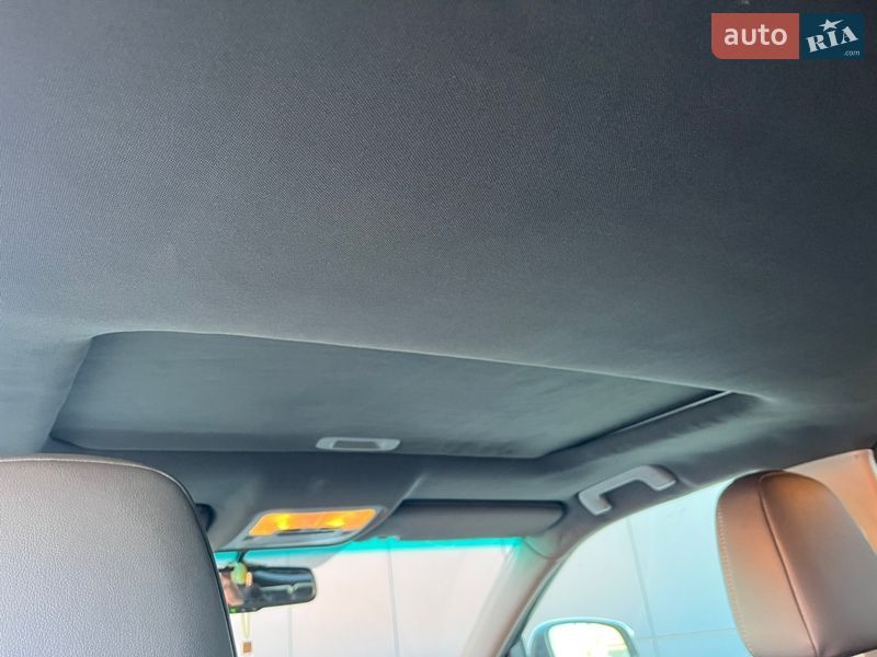 Внедорожник / Кроссовер Toyota Highlander 2014 в Киеве