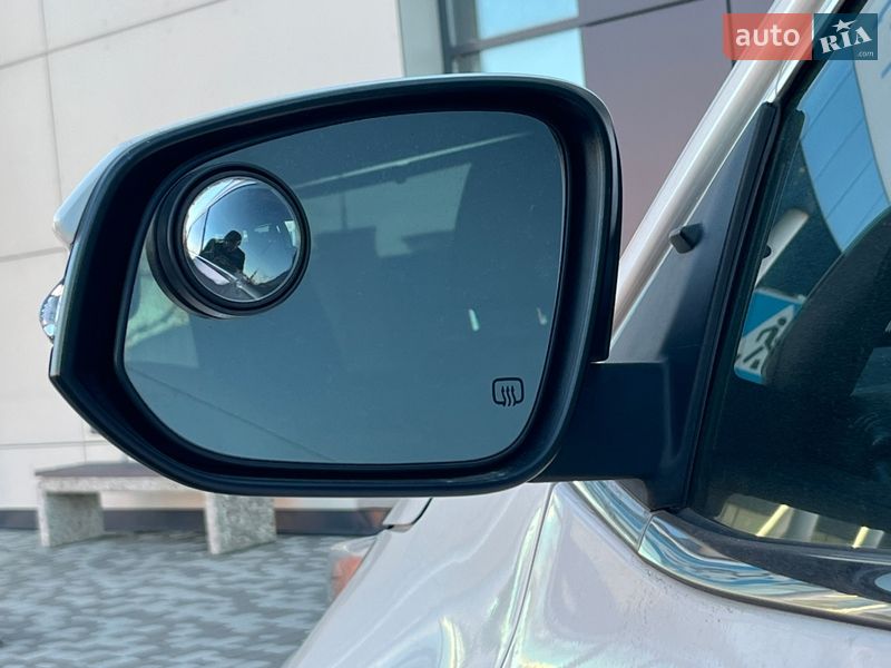 Внедорожник / Кроссовер Toyota Highlander 2014 в Киеве