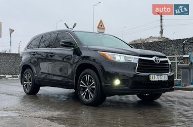 Внедорожник / Кроссовер Toyota Highlander 2016 в Житомире