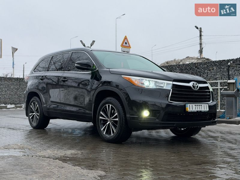 Toyota Highlander 2016
