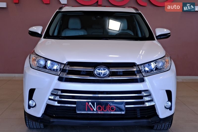 Внедорожник / Кроссовер Toyota Highlander 2017 в Одессе