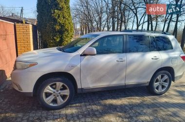 Позашляховик / Кросовер Toyota Highlander 2013 в Києві
