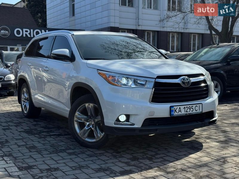 Toyota Highlander 2015
