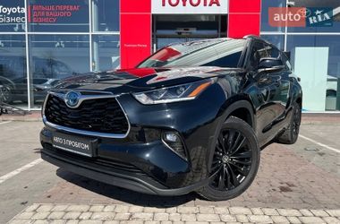Внедорожник / Кроссовер Toyota Highlander 2024 в Виннице