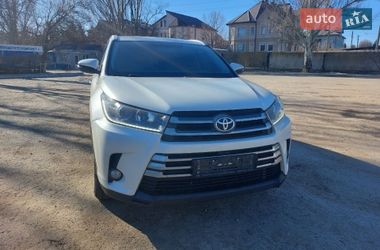 Позашляховик / Кросовер Toyota Highlander 2019 в Дніпрі