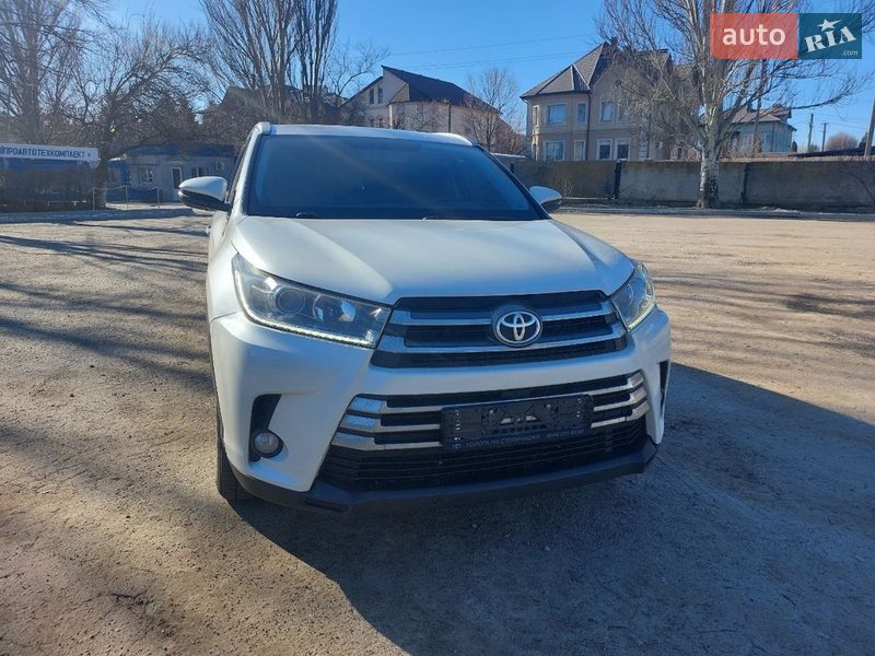 Toyota Highlander 2019