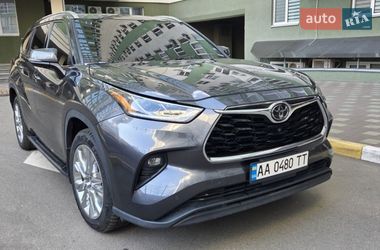 Позашляховик / Кросовер Toyota Highlander 2020 в Києві
