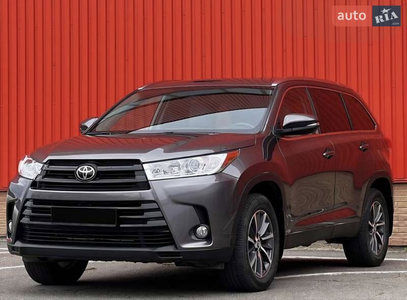 Toyota Highlander 2019