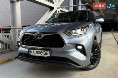 Позашляховик / Кросовер Toyota Highlander 2020 в Києві