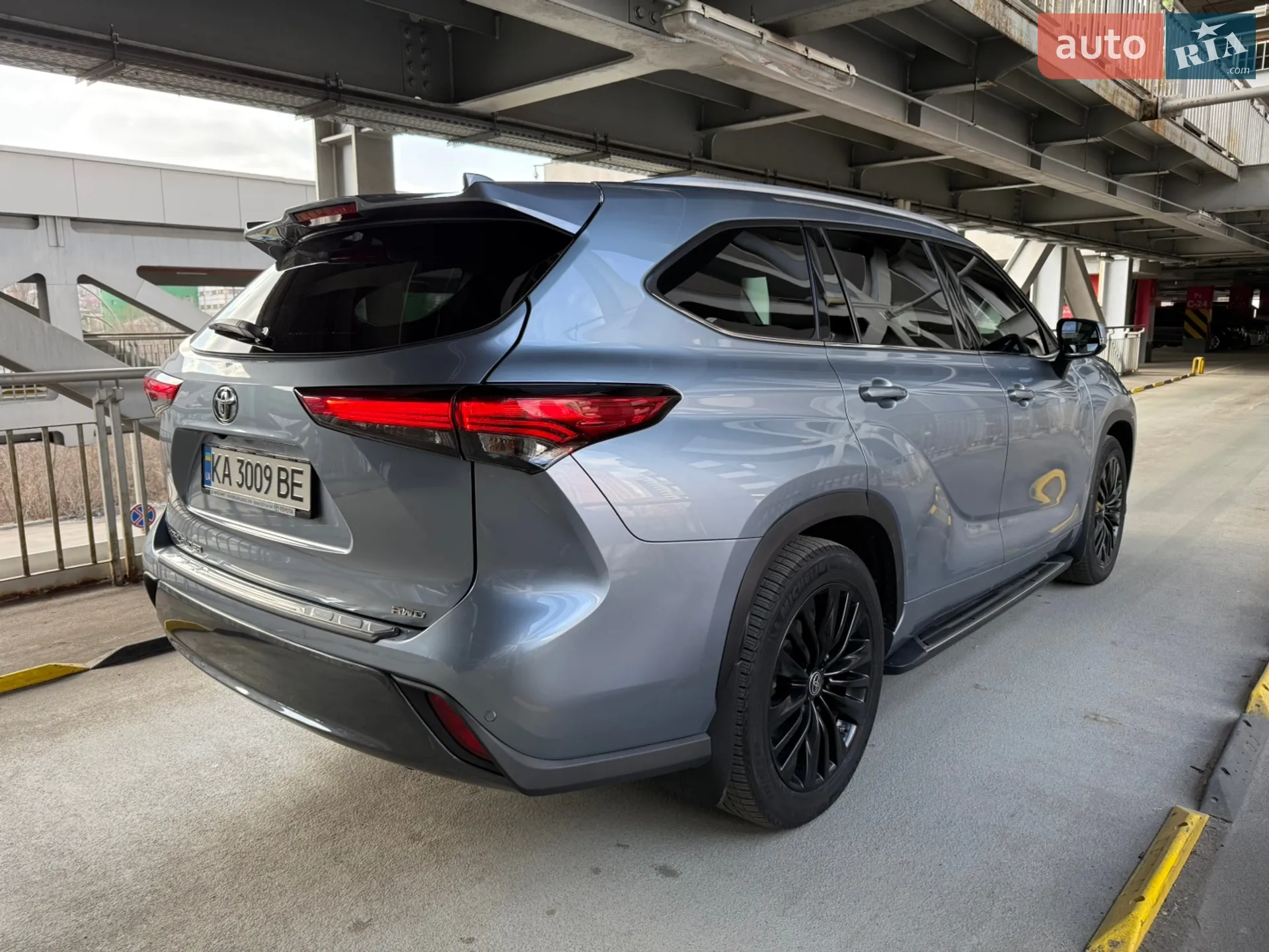2020 Toyota Highlander - мініатюра 4