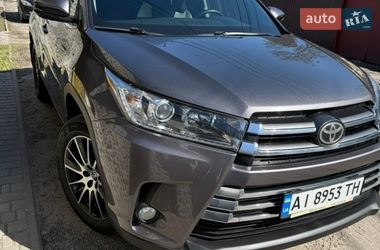 Внедорожник / Кроссовер Toyota Highlander 2017 в Борисполе