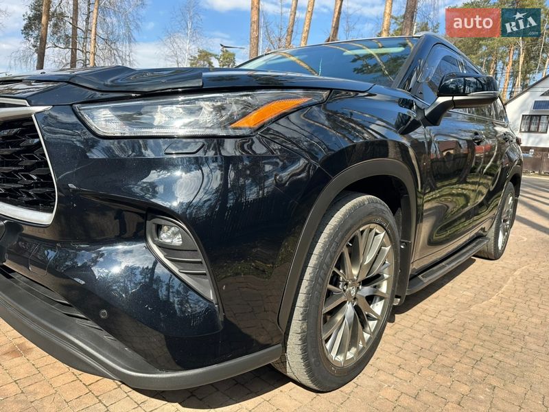 Позашляховик / Кросовер Toyota Highlander 2020 в Києві