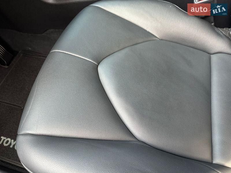 Позашляховик / Кросовер Toyota Highlander 2020 в Києві