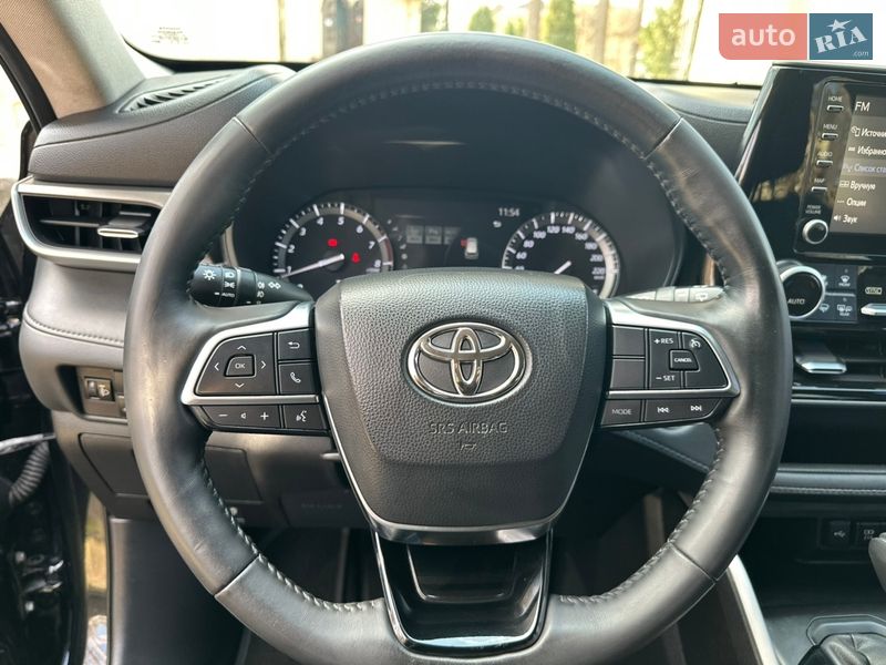 Позашляховик / Кросовер Toyota Highlander 2020 в Києві