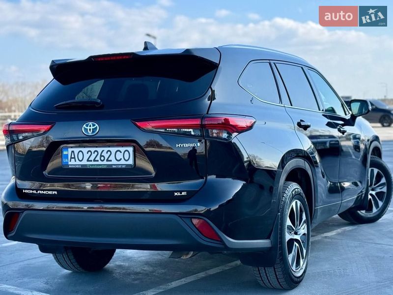 Внедорожник / Кроссовер Toyota Highlander 2020 в Киеве