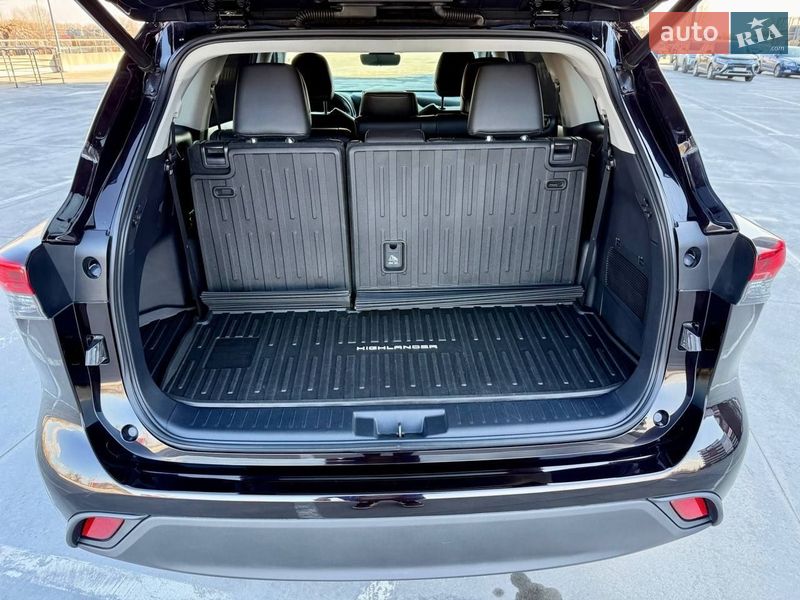 Внедорожник / Кроссовер Toyota Highlander 2020 в Киеве