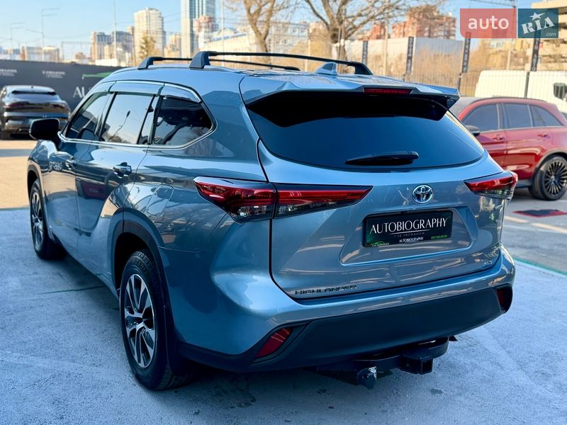 Позашляховик / Кросовер Toyota Highlander 2021 в Києві