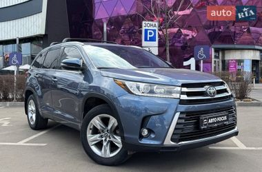 Внедорожник / Кроссовер Toyota Highlander 2019 в Киеве
