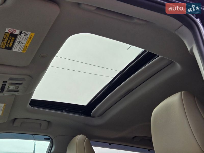 Внедорожник / Кроссовер Toyota Highlander 2022 в Киеве