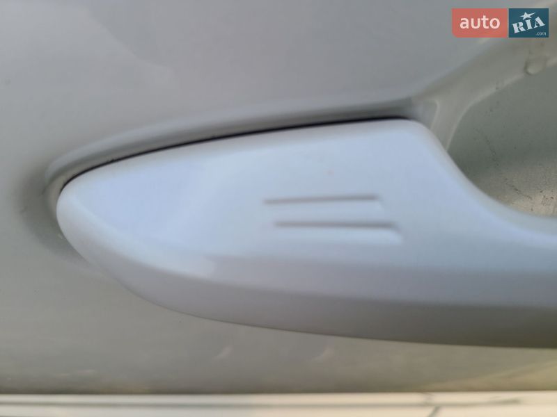 Внедорожник / Кроссовер Toyota Highlander 2018 в Киеве фото 21 Внедорожник / Кроссовер Toyota Highlander 2018 в Киеве