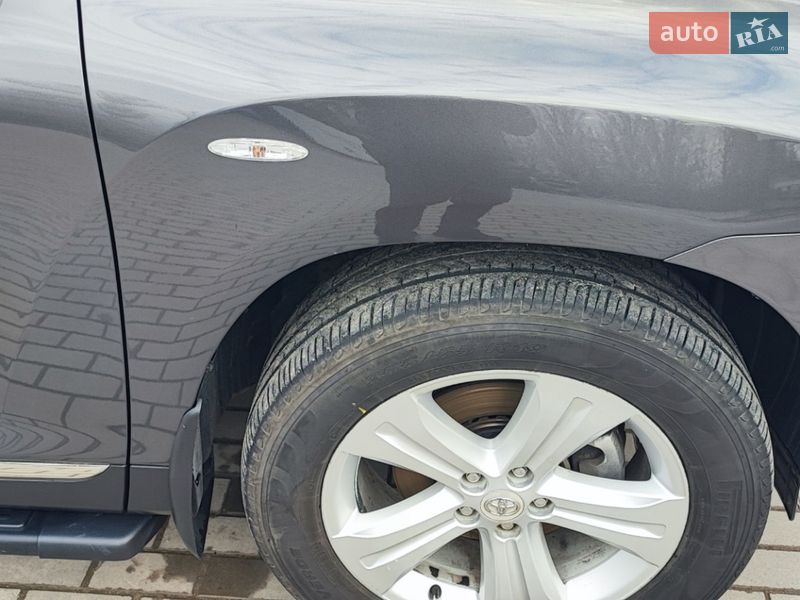 Позашляховик / Кросовер Toyota Highlander 2011 в Кам'янець-Подільському
