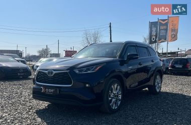 Позашляховик / Кросовер Toyota Highlander 2020 в Львові