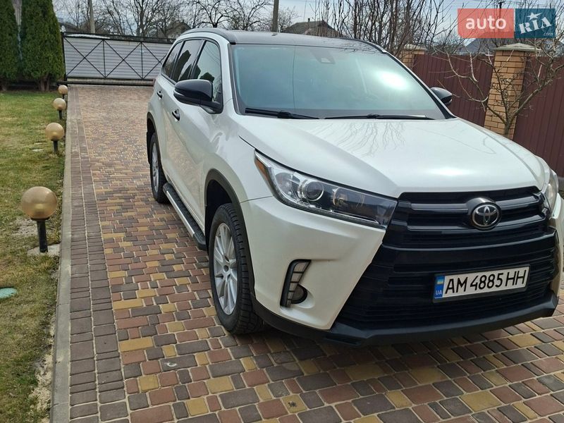 Toyota Highlander 2017