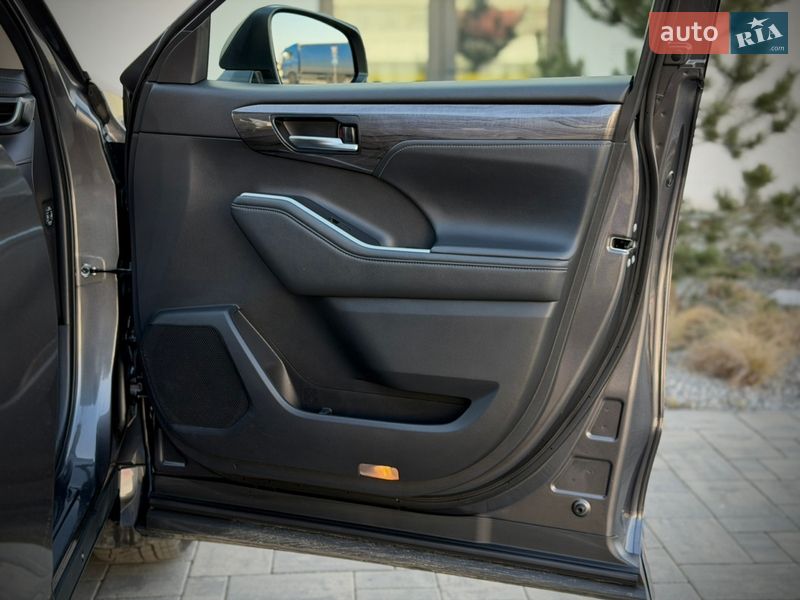 Позашляховик / Кросовер Toyota Highlander 2021 в Луцьку фото 67 Позашляховик / Кросовер Toyota Highlander 2021 в Луцьку