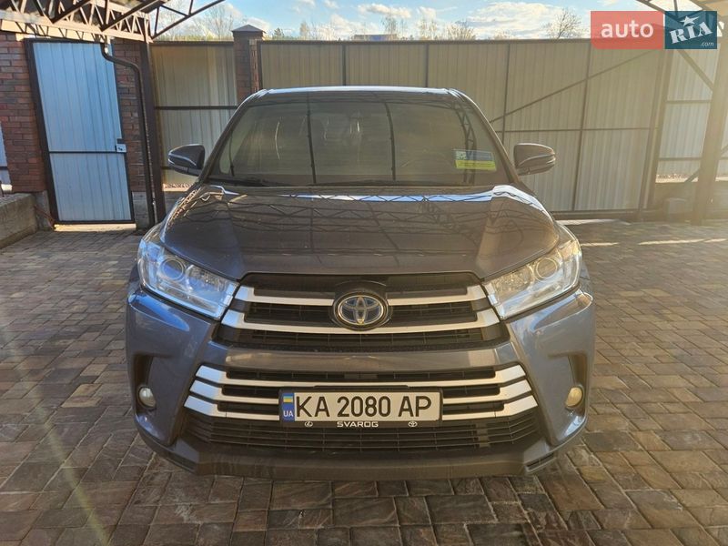 Позашляховик / Кросовер Toyota Highlander 2017 в Києві