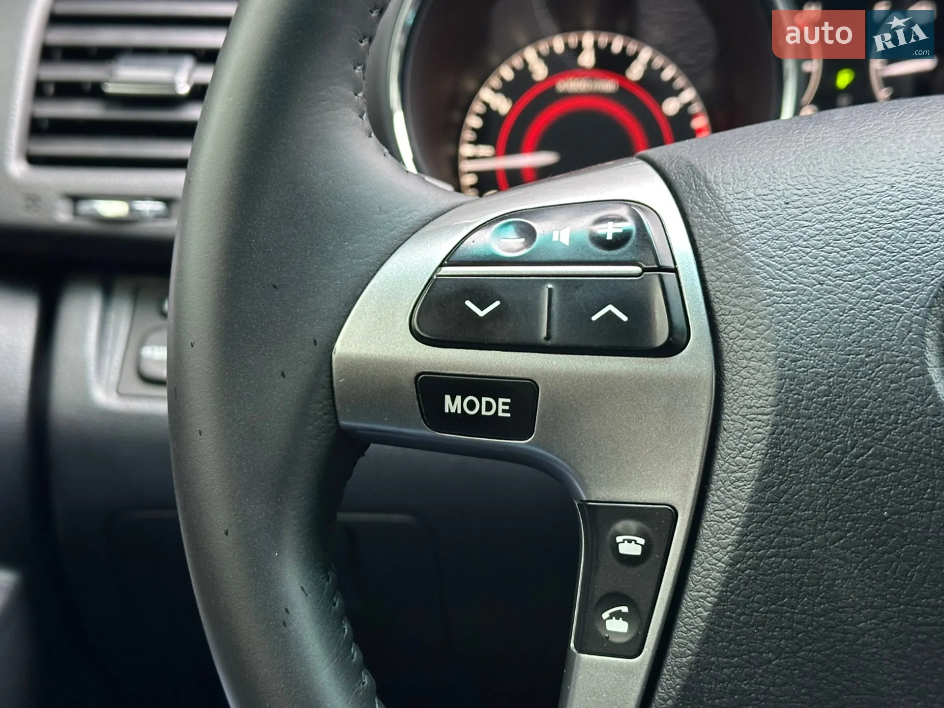 2011 Toyota Highlander - мініатюра 37