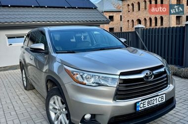 Позашляховик / Кросовер Toyota Highlander 2015 в Чернівцях