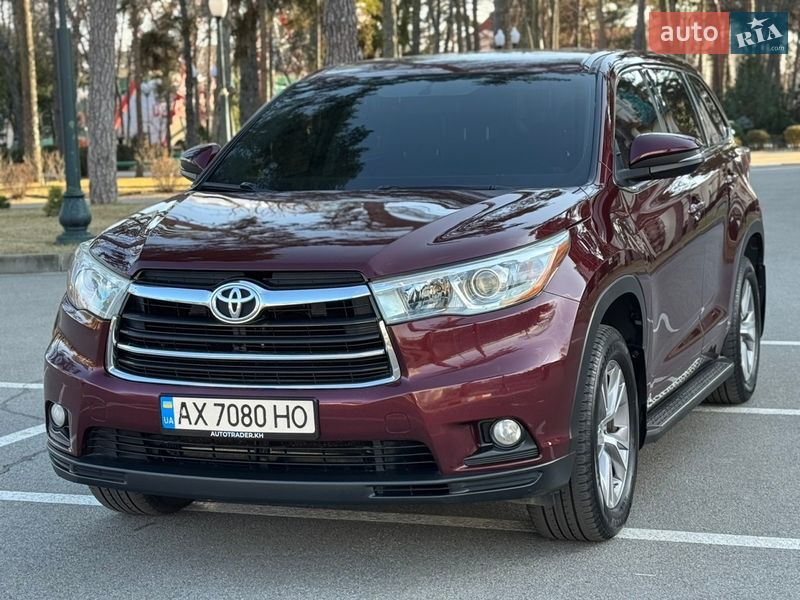 Позашляховик / Кросовер Toyota Highlander 2015 в Києві