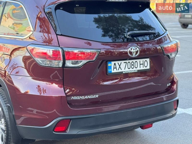 Позашляховик / Кросовер Toyota Highlander 2015 в Києві