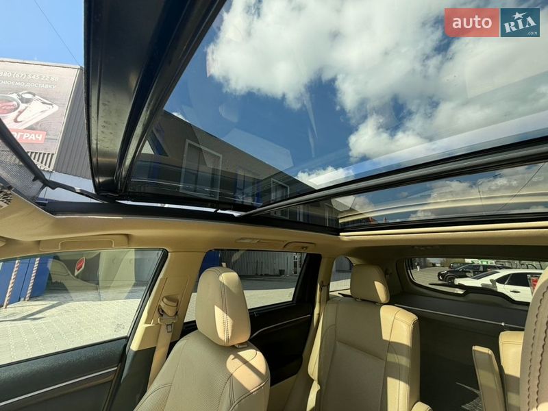 Позашляховик / Кросовер Toyota Highlander 2016 в Тернополі