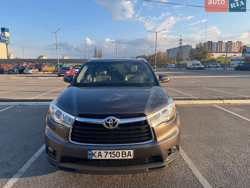 Toyota Highlander 2014