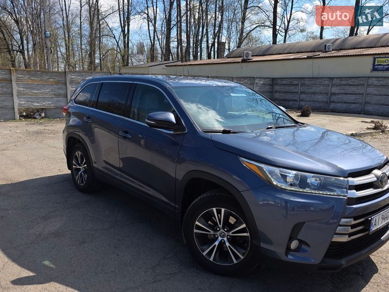 Позашляховик / Кросовер Toyota Highlander 2017 в Києві фото 3 Позашляховик / Кросовер Toyota Highlander 2017 в Києві