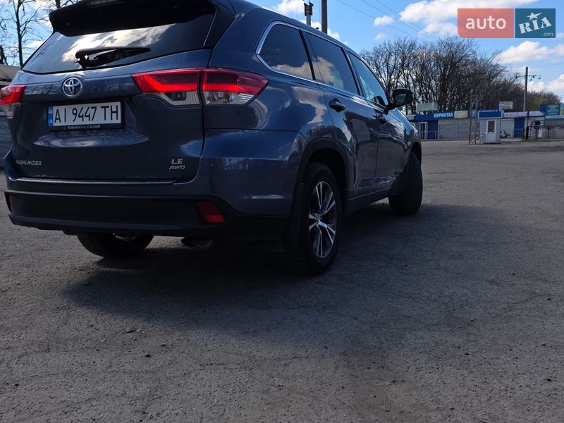 Позашляховик / Кросовер Toyota Highlander 2017 в Києві фото 14 Позашляховик / Кросовер Toyota Highlander 2017 в Києві