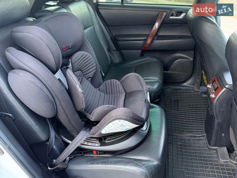 Позашляховик / Кросовер Toyota Highlander 2013 в Одесі